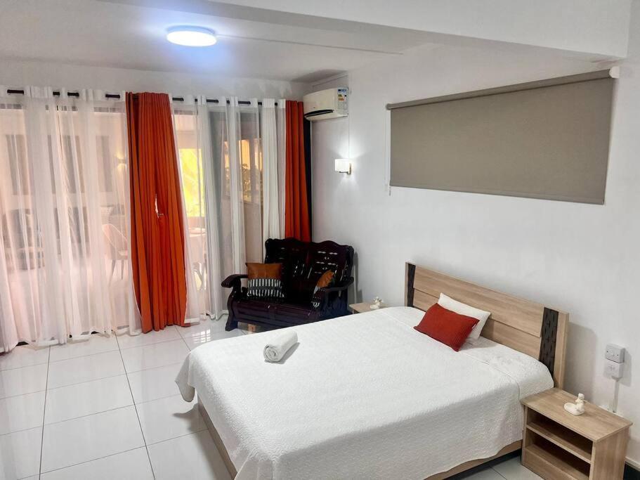 Kozy Korner Apartament Baie-du-Tombeau